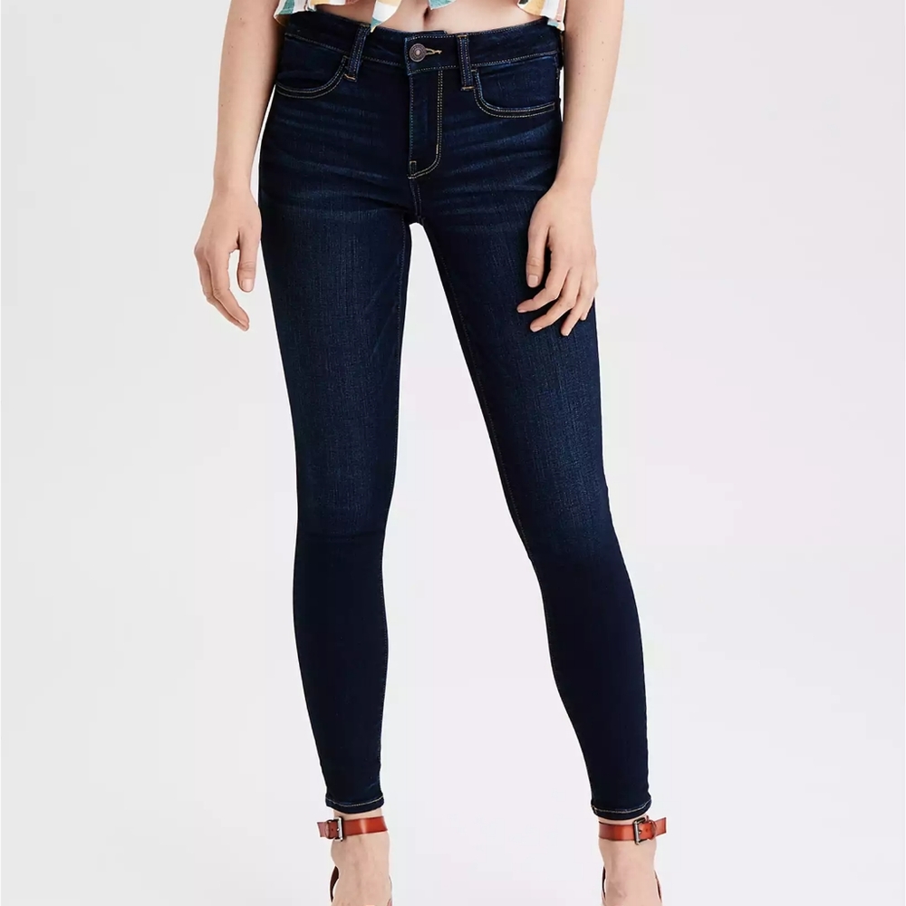 American Eagle Next Level Stretch Skinny Jeans (Mid-rise) Short Size 0